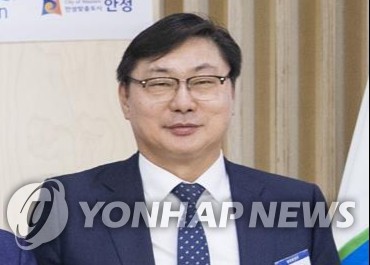 김성태, 이화영 뇌물 공판서 증언 거부…"기록 검토 아직 못해"