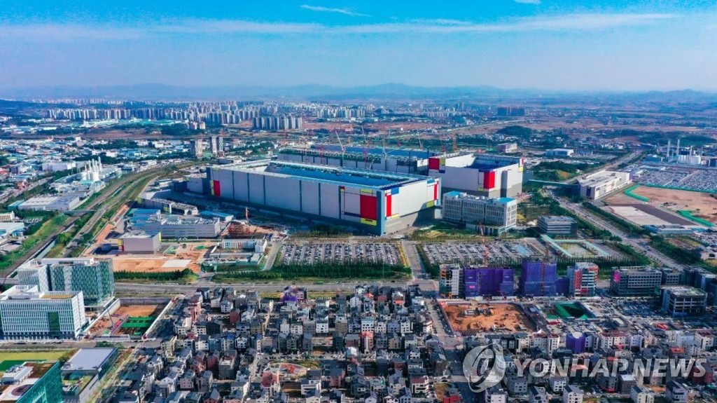 동료들 휴대폰 상습절도…삼성반도체 협력업체 직원 검거