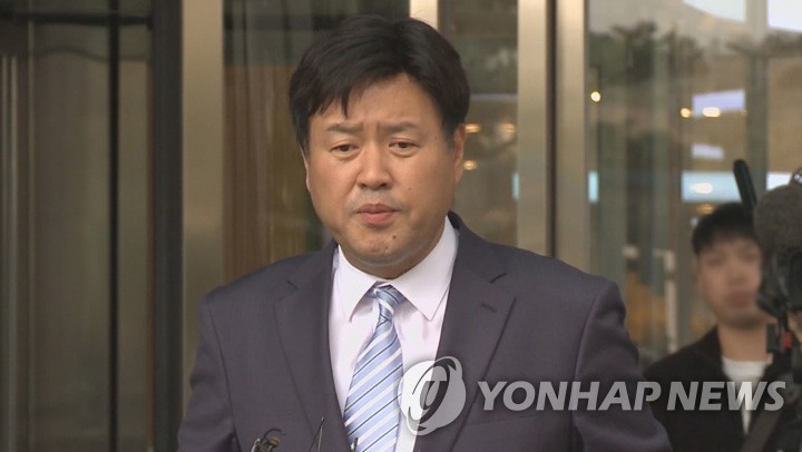 [1보] '이재명 불법 대선자금' 김용 보석 석방