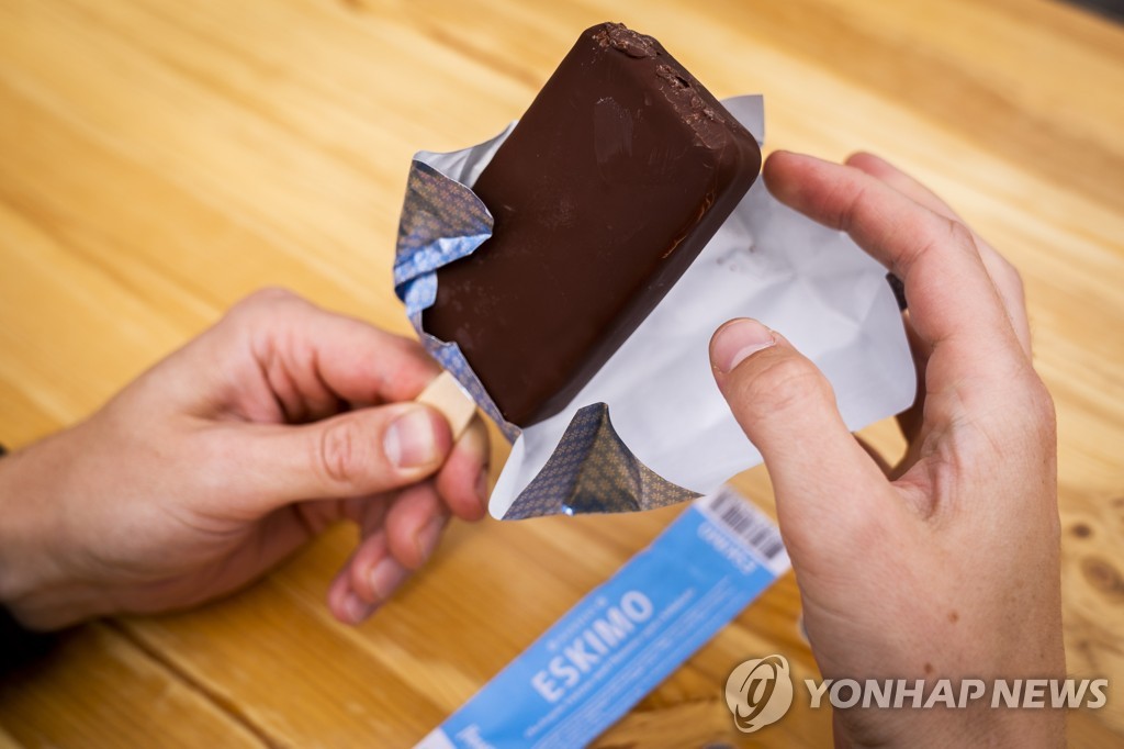 브라질서 감기 환자에 아이스크림, 게임 처방한 의사 해고