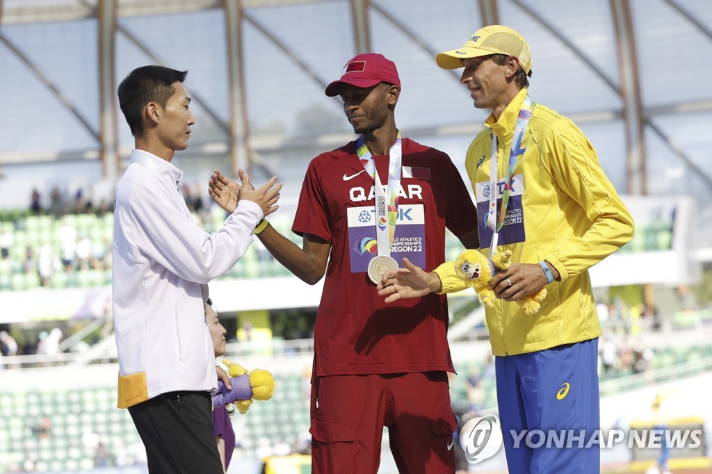 우상혁이 바르심에게…"준비 잘했나, 나도 잘했다…함께 잘하자"