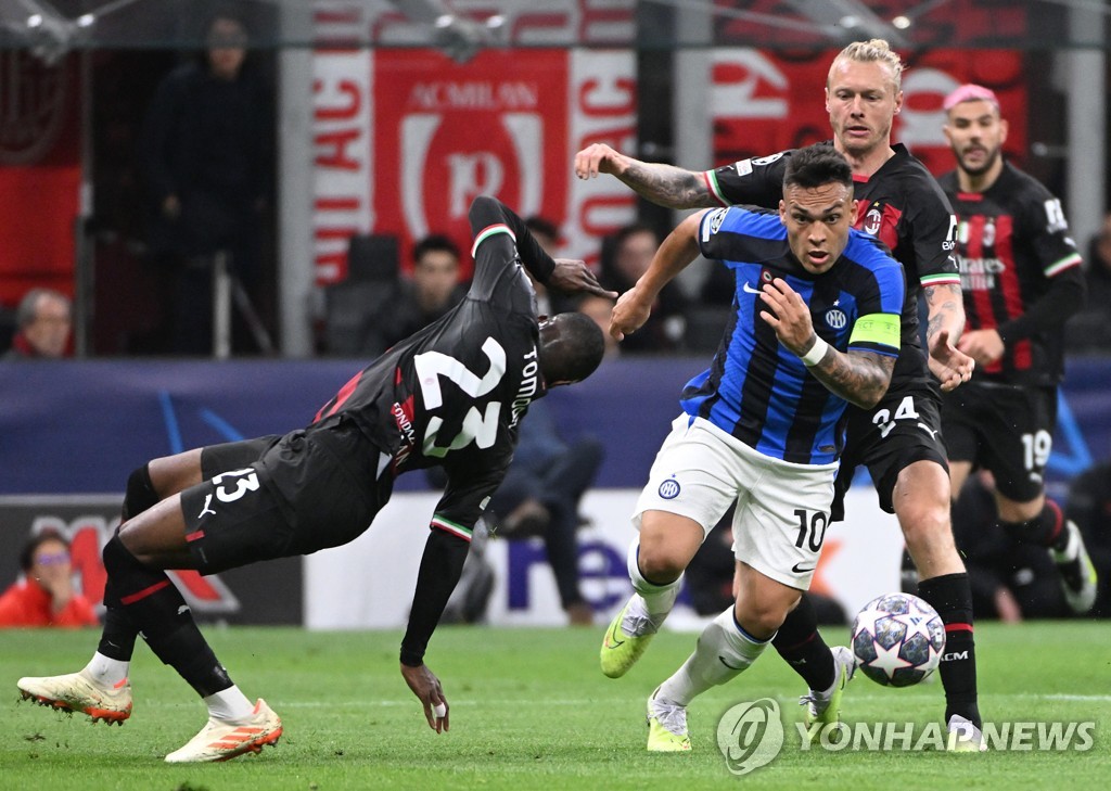 인터밀란, UCL 준결승 1차전서 AC밀란 2-0 제압…11분 만에 2골