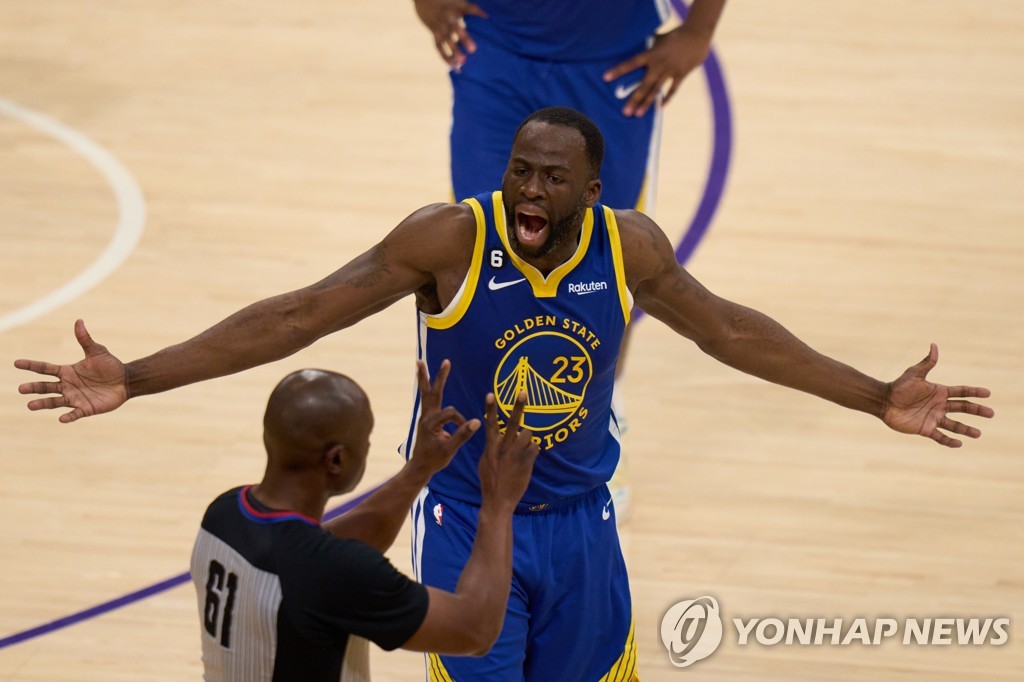 NBA 디펜딩 챔프의 '이례적 탈락'…골든스테이트 '빅3' 유지할까