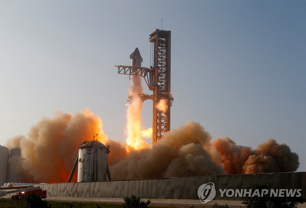 스페이스X, 前 NASA 유인비행 책임자 영입…스타십 총괄 맡겨