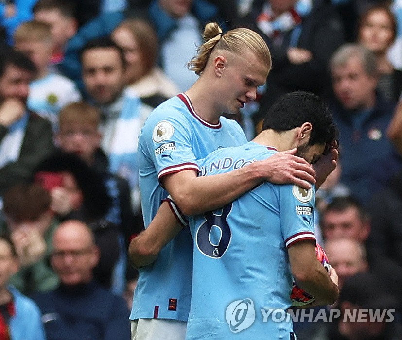 PK 양보한 홀란 꾸짖은 맨시티 감독…"2-0에선 비즈니스가 우선"