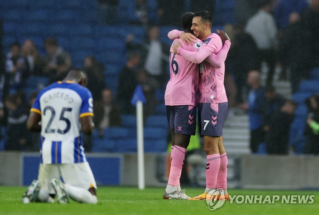 에버턴, 기세 좋던 브라이턴 5-1 대파…EPL 잔류 희망 키워