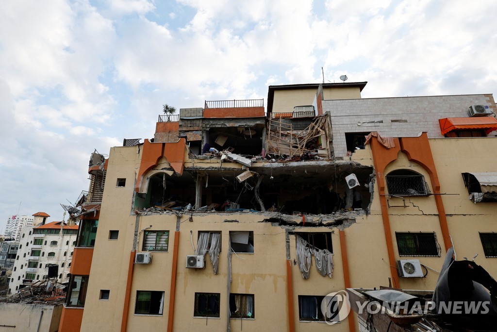 이스라엘, 가자지구 무장단체 거점 공습…최소 12명 사망(종합)