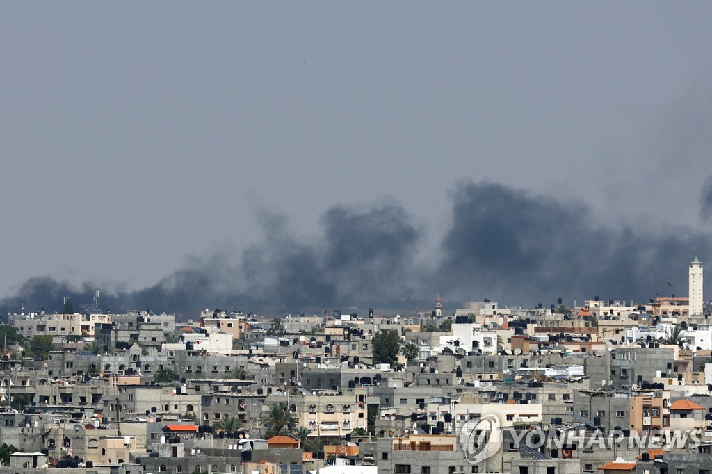 이스라엘군, 팔레스타인 가자지구 2차례 공습…15명 사망(종합)