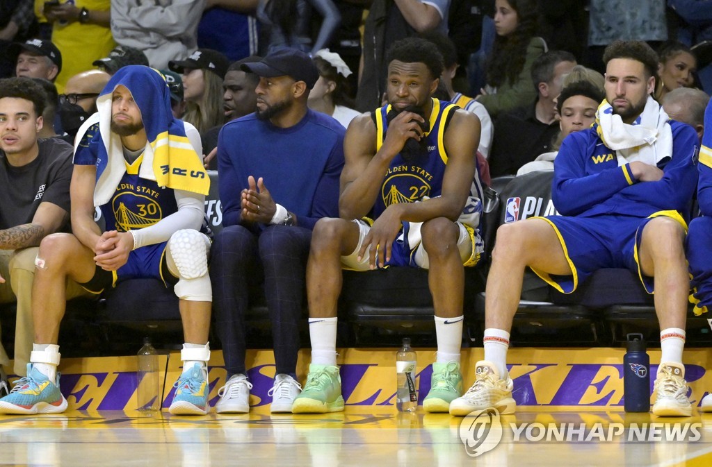 NBA 디펜딩 챔프의 '이례적 탈락'…골든스테이트 '빅3' 유지할까