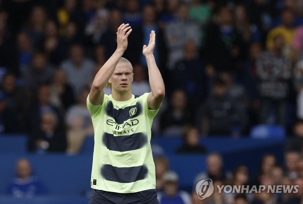 맨시티, EPL 우승까지 '1승'…홀란 36호 골로 에버턴에 3-0 완승