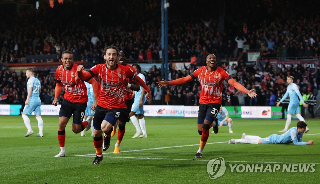 또 날아간 선덜랜드의 'EPL 복귀 꿈'…챔피언십 PO 탈락