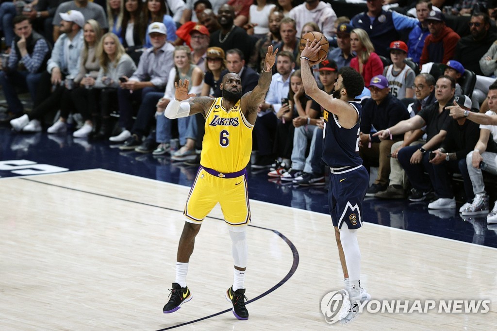 NBA 덴버, 서부 결승서 레이커스에 2연승…4쿼터 머리 폭발