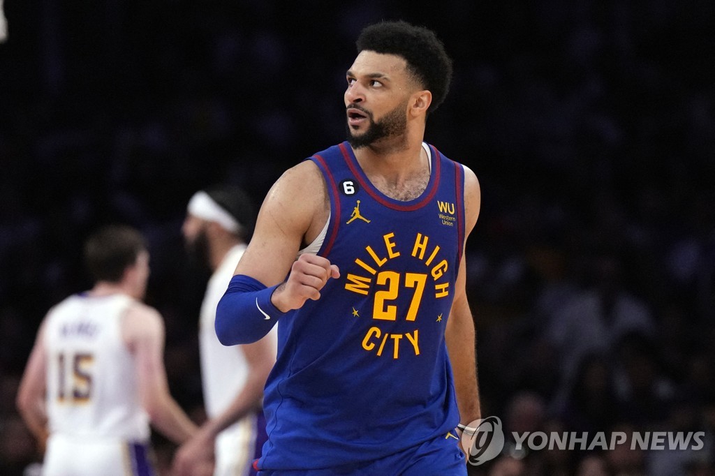 '머리 37점' 덴버, 레이커스 꺾고 NBA 챔피언결정전까지 단 1승