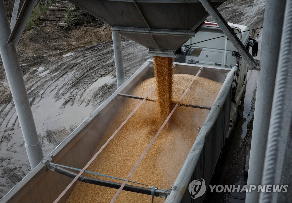 EU, '우크라이나산 상품 관세 면제' 내년 6월까지 연장