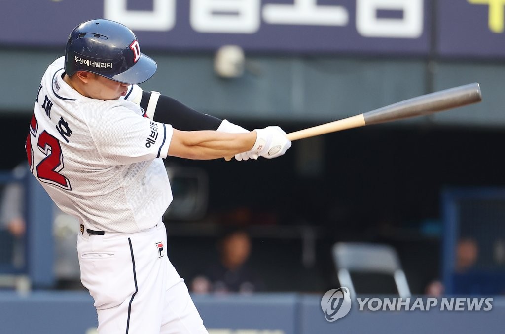 '홈런왕' 이승엽 두산 감독의 짜내기…김재호 끝내기로 대성공(종합)