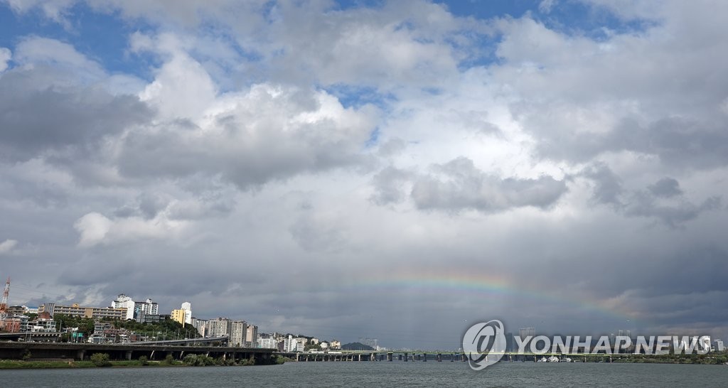 부산·울산·경남 대체로 흐림…낮 최고 24∼27도