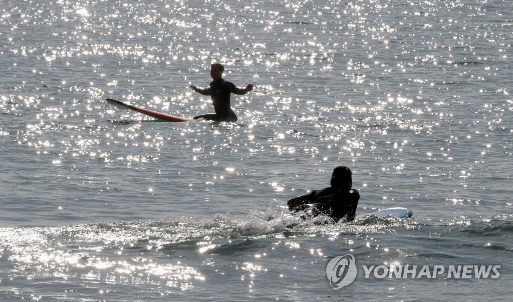 축소 우려 송정해수욕장 서핑구역 오히려 확대됐다