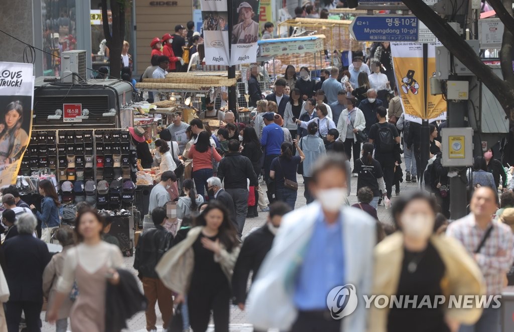 4월 소비자물가 3.7%↑…14개월만에 3%대로 둔화