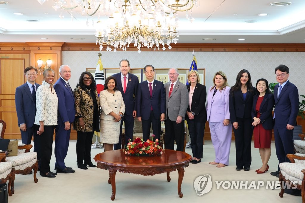 한총리, 美 하원의원단 접견…국빈방미 결과·IRA 등 논의