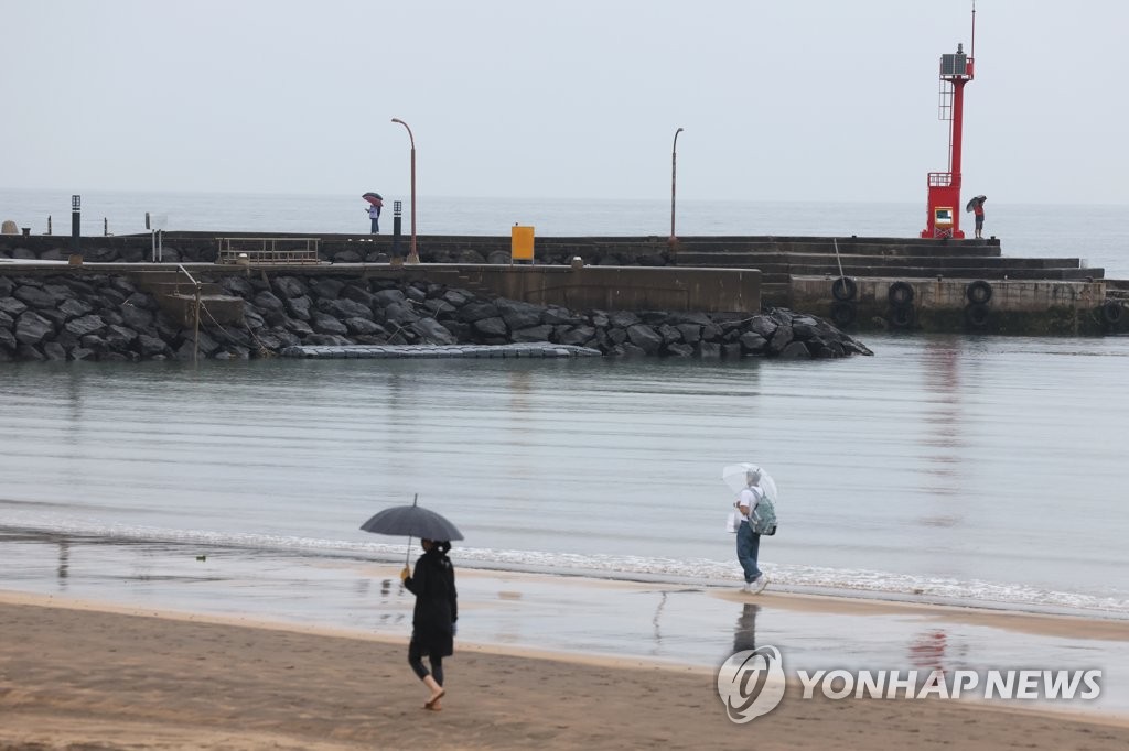 제주 서귀포엔 벌써 130㎜…수도권은 저녁부터 비 시작