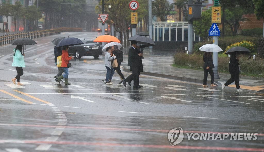 비 모레 낮까지…어린이날 오후부턴 전국에 장대비