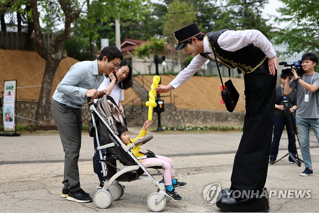 강원 어린이날 축제 '풍성'…비 소식에 장소 변경·취소도