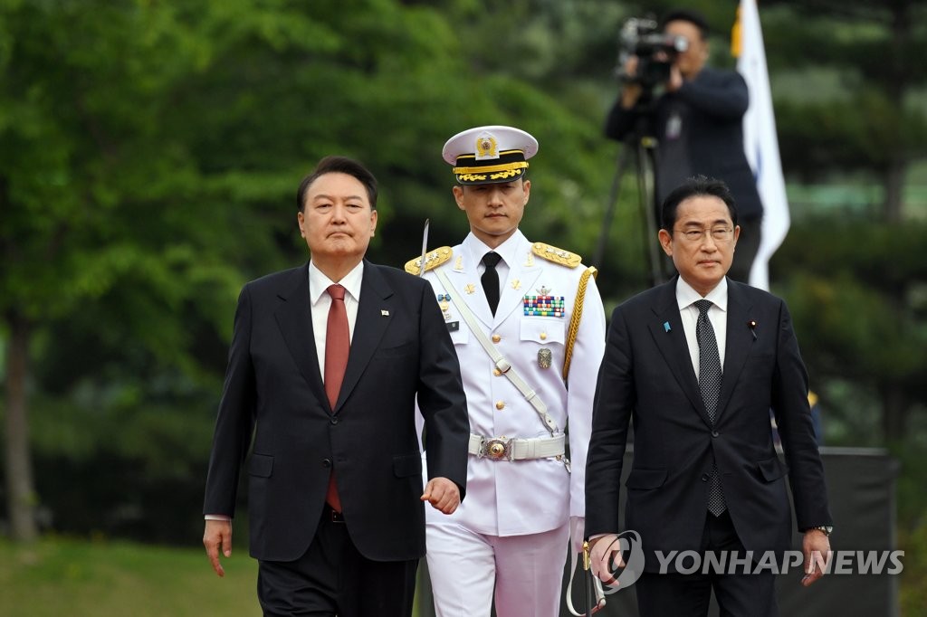 [한일정상회담] 기시다, 징용 관련 "혹독한 환경 많은 분 고통에 마음 아파"