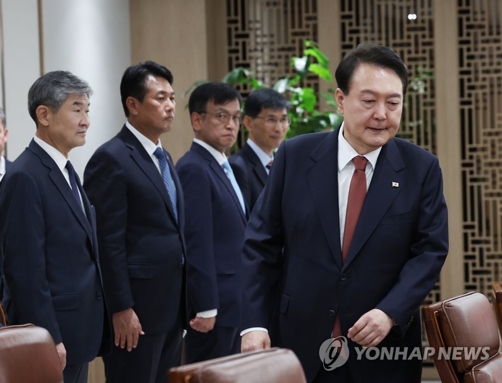 尹 "한일 안보·산업·과기·미래세대 교류 철저 후속 조치"