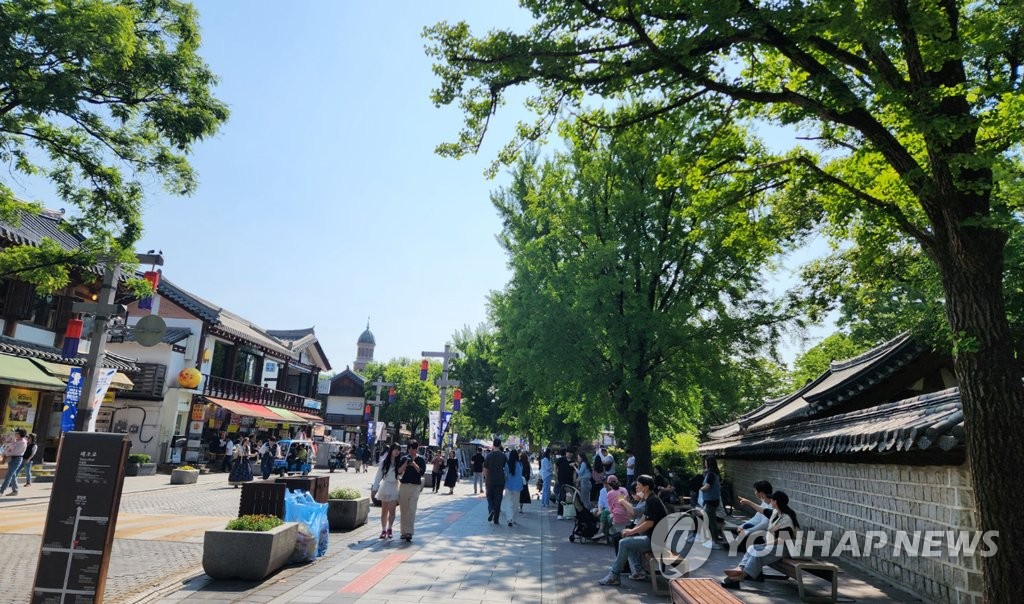 전주 한옥마을 곳곳서 즐기는 주말 버스킹…7월까지 개최