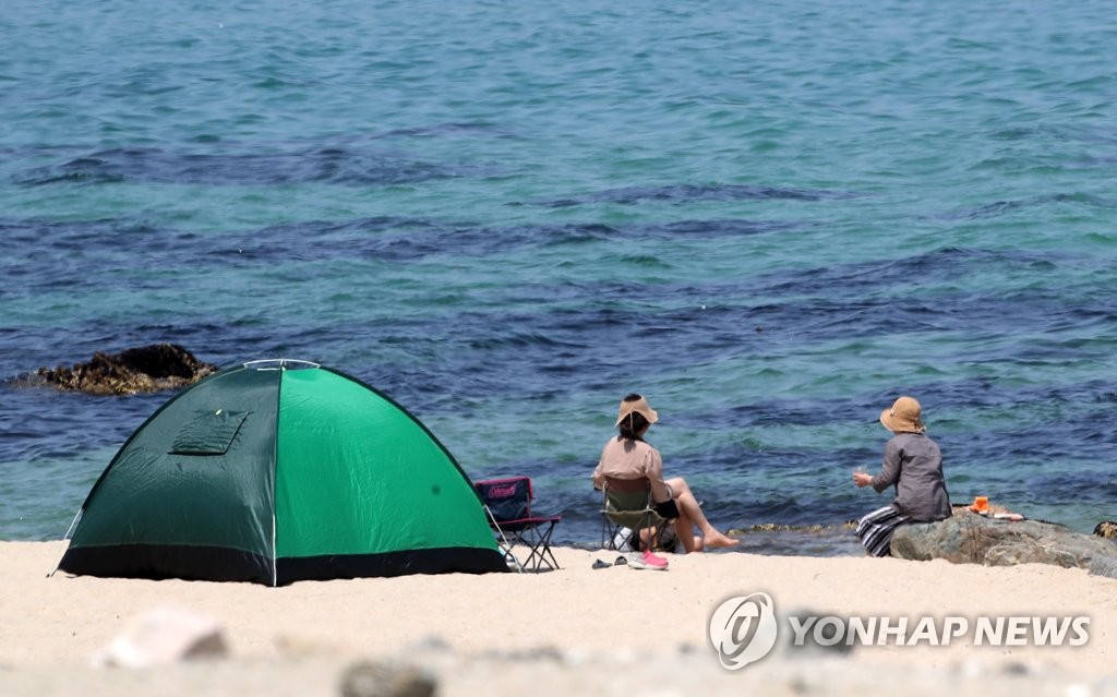 5월 무더위에 '헉헉'…강릉 35.5도·속초 34.4도 역대 최고기온