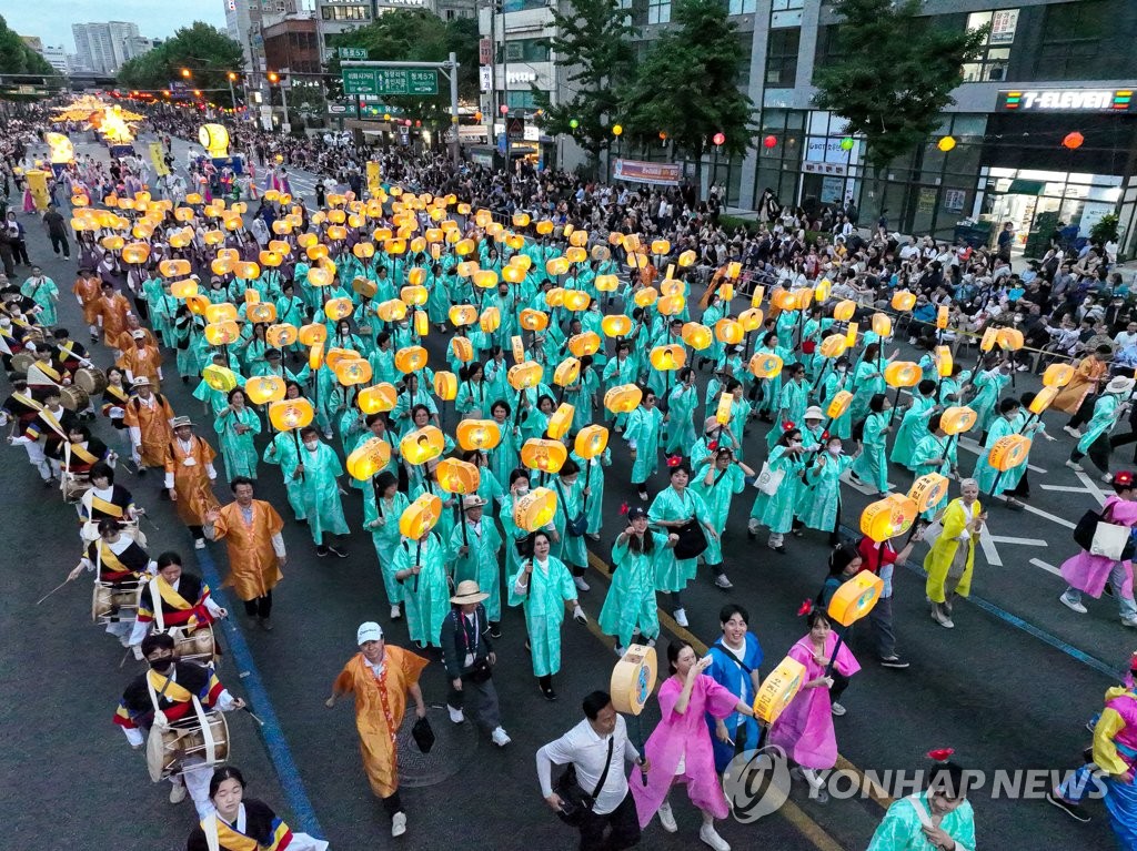 [인터뷰] 조계종 총무원장 "정치인, 평안한 마음 가져야 올바른 판단"