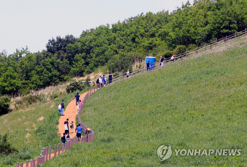 제주 맑지만 미세먼지 '나쁨' 수준…"황사 관측"