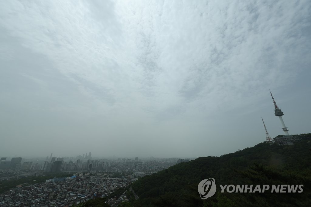 [날씨] 흐리고 뿌연 하늘…황사 조심