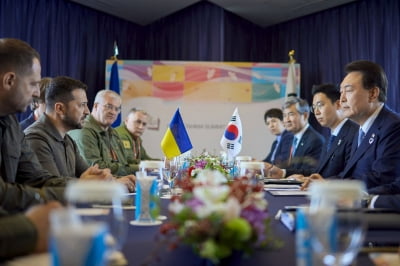 尹대통령, G7서 "러시아 우크라 침공, 국제법 정면 위반"