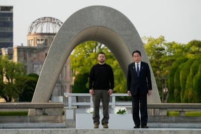 [우리카지노추천] 젤렌스키 "바흐무트, 포위 안됐다"…'함락설' 부인