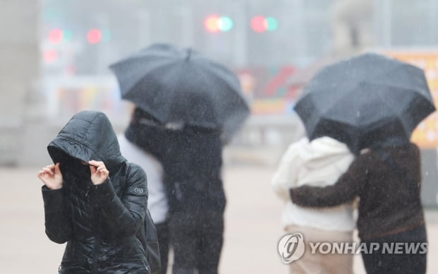 하필 어린이날에…내일 밤부터 토요일 아침까지 비 쏟아져