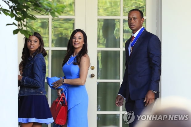 우즈 전 애인 "우즈로부터 성추행 당해…비밀 유지도 강요받아"