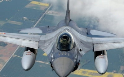 "핵종말 가능성"…F-16 지원 움직임에 '푸틴 오른팔' 또 핵위협