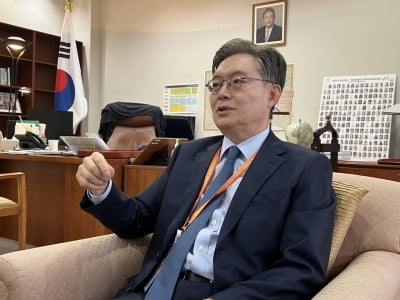 [안보리진출 D-10]③황준국 유엔대사 "글로벌 중추국가 실현 발판될 것"