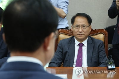 '자녀 특혜채용' 선관위, 내일 긴급회의…인사 투명성 방안 논의