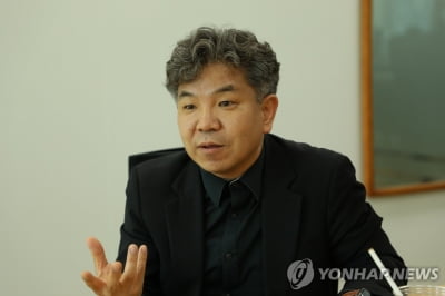 [삶] 제사상에 술대신 바나나우유…엄마아빠 없는 아기 공영장례 빈소