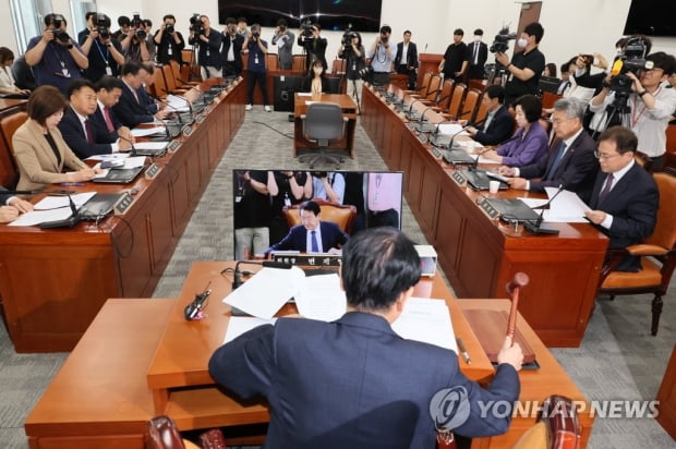 국회윤리특위, 김남국 징계안 상정…"자문위, 한달 내 의견달라"