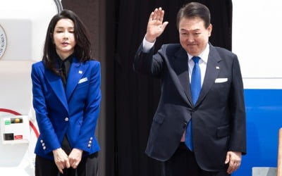 尹, 취임 후 첫 지지율 4주 연속 상승…2.2%p 오른 39.0% [리얼미터]