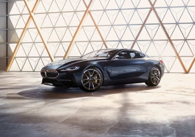 기아, BMW 8시리즈 콘셉트 디자이너 존 버킹햄 영입