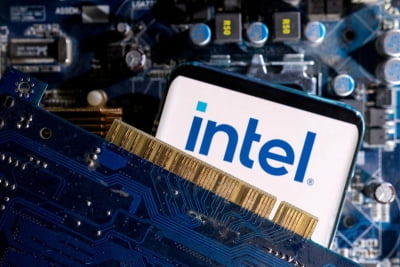 '50년 CPU 제국' 인텔의 도전…삼성 긴장