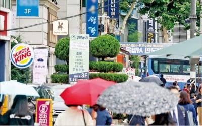 정부가 '킬러 문항' 없애라고 하자…대치동 학원은 '준킬러' 열공