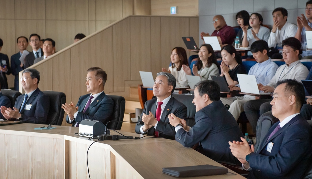 [르포] 北 정찰위성 발사 예고일에 南은 요격미사일 성공했다