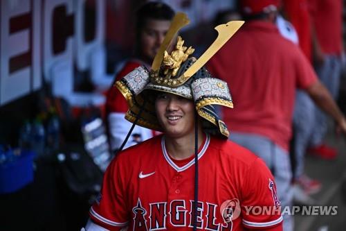 오타니, 연타석 홈런으로 시즌 15호…저지에 3개 차 단독 2위