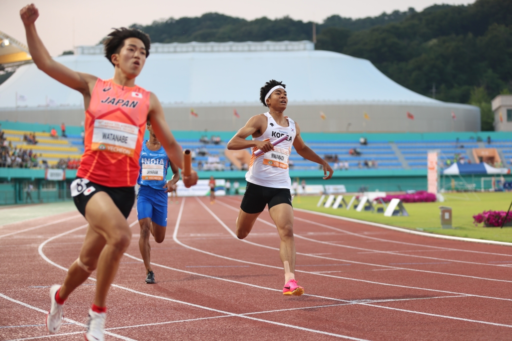 한국, 아시아주니어선수권 남자 400ｍ계주 2위…배건율 3번째 銀(종합)