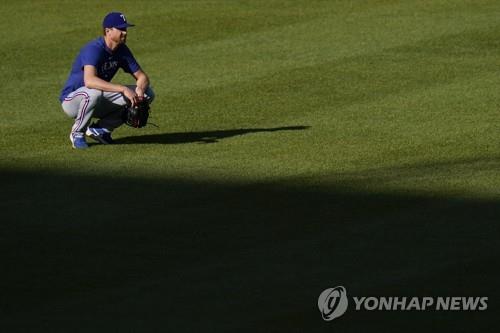 2천400억짜리 '유리 몸' 디그롬, 결국 팔꿈치 수술…시즌 아웃